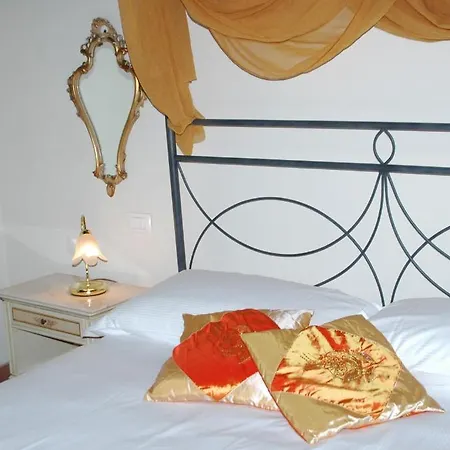 Casale Degli Ulivi منزل ريفي فيرونا