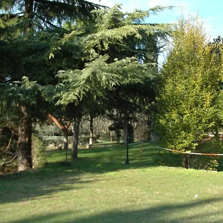 Venkovský dům Casale Degli Ulivi *