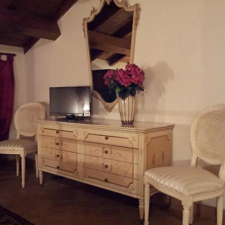 Casale Degli Ulivi *